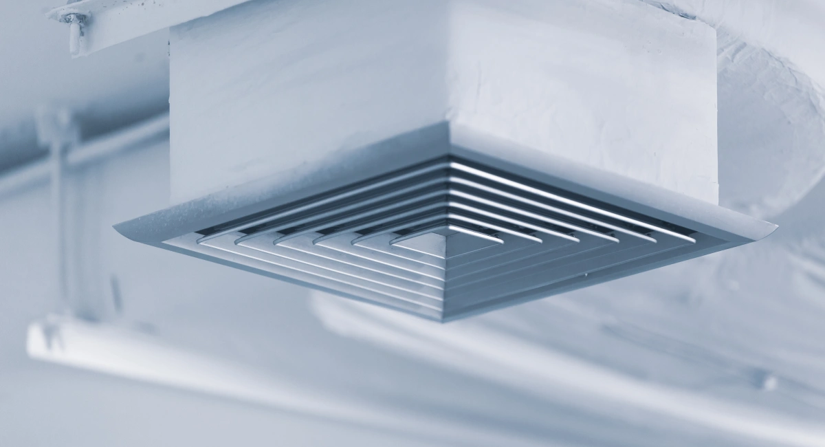 air duct on ceilling 